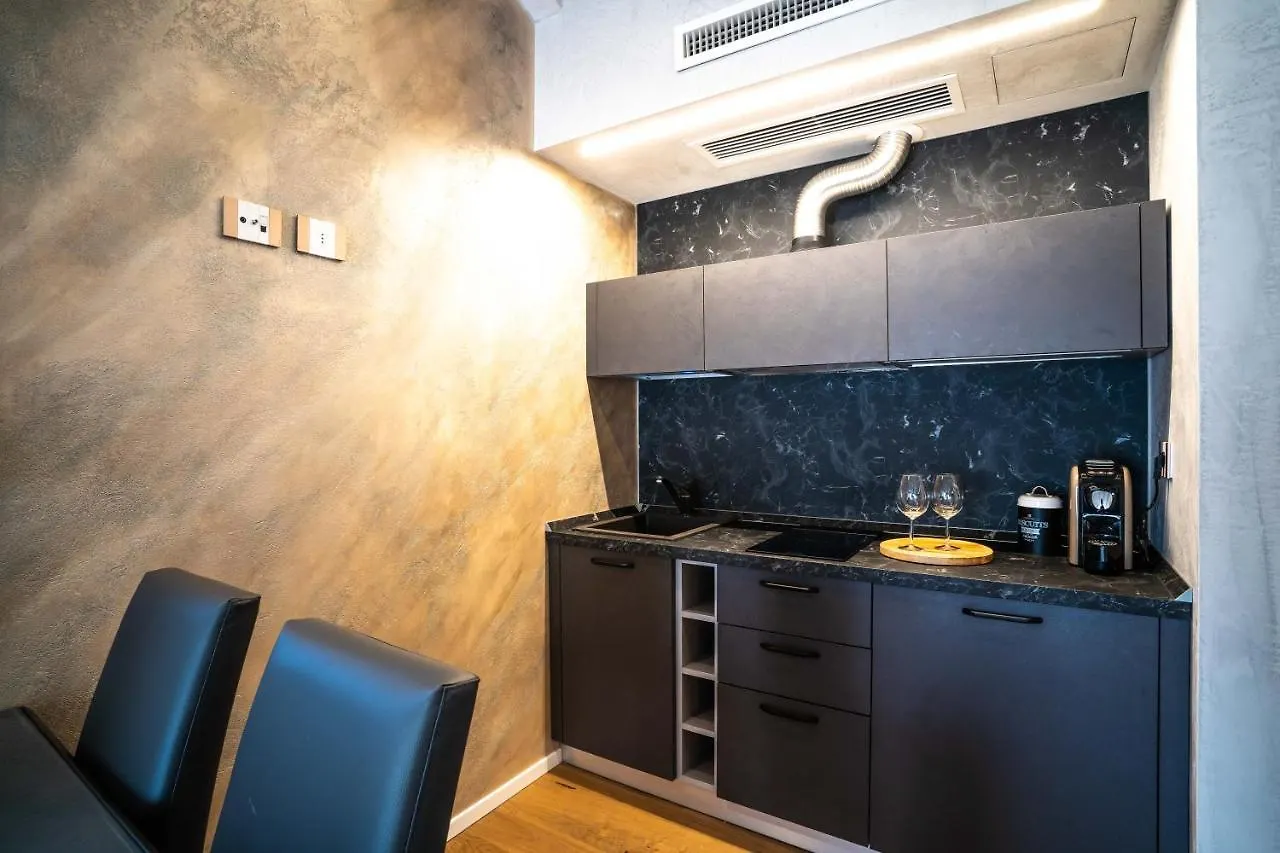 Loft Roby Apartment Peschiera del Garda Italy