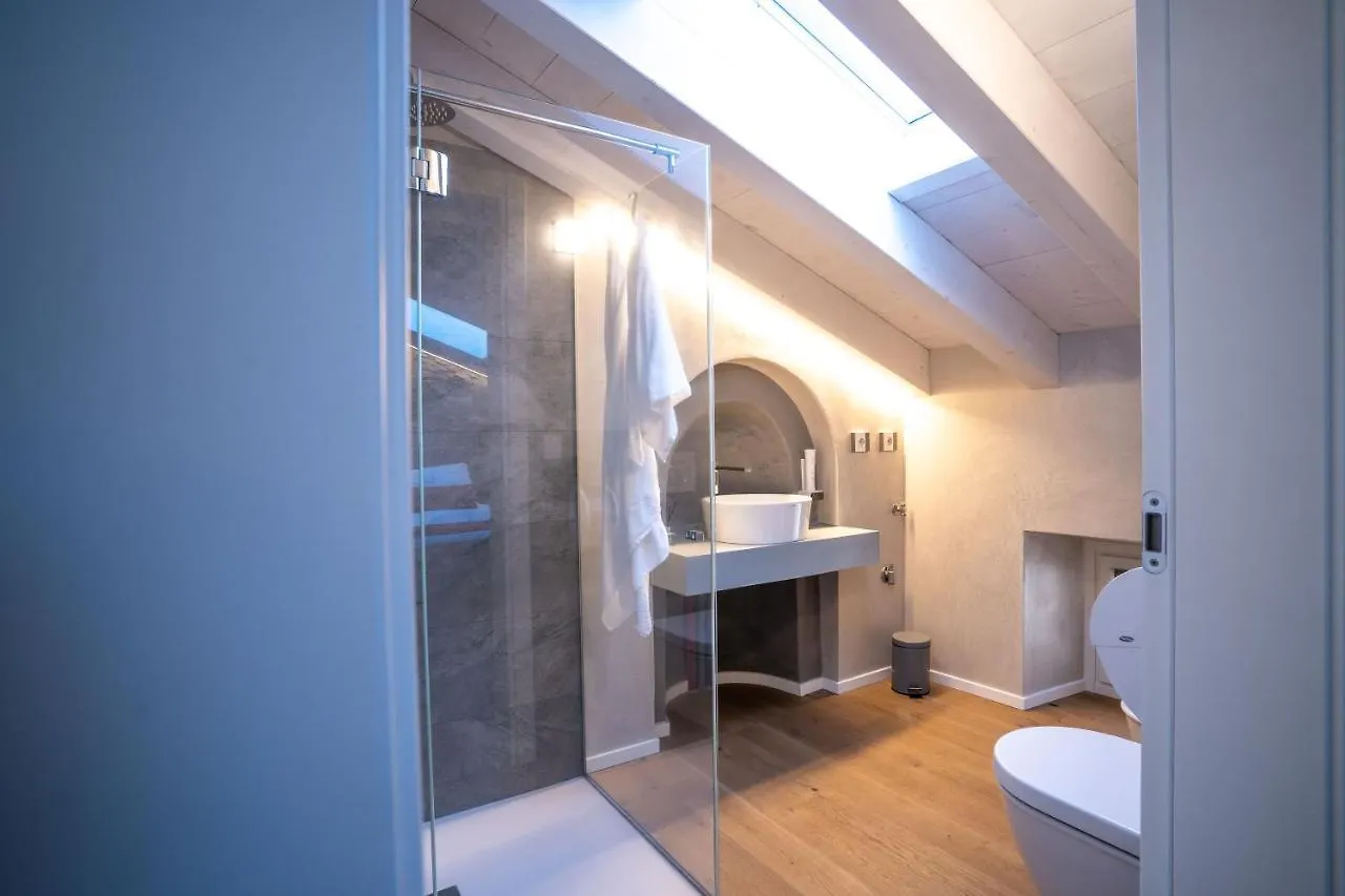 Loft Roby Apartment Peschiera del Garda Italy