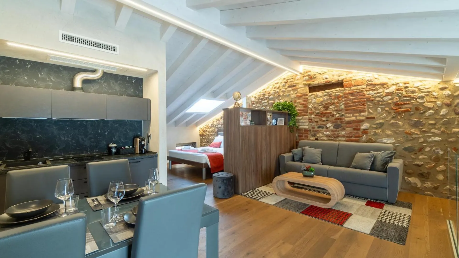 Loft Roby Apartment Peschiera del Garda