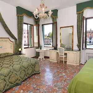  Apartment Smeraldo Grand Canal 1566c